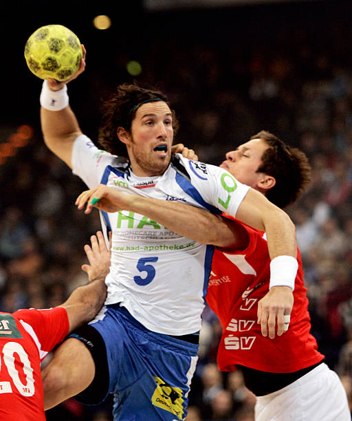 他也展现了 他也展现了