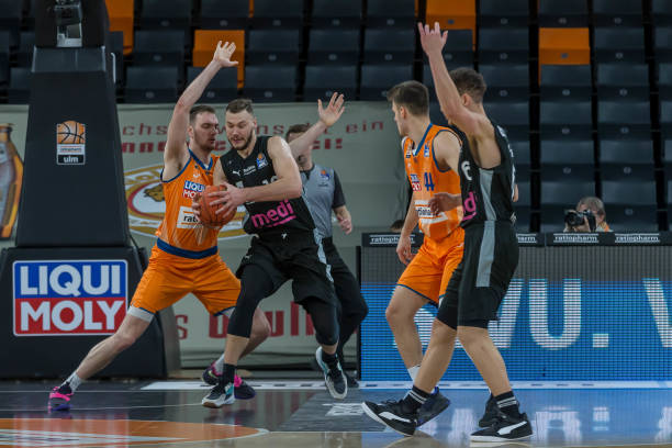 而经验丰富 而经验丰富