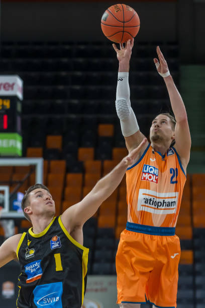 个新闻标题 个新闻标题